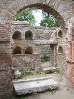 Ostia Necropolis - kolumbarium